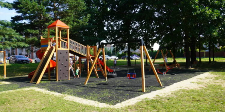 Mielec: Mieleckie place zabaw z szansa na dofinansowanie…