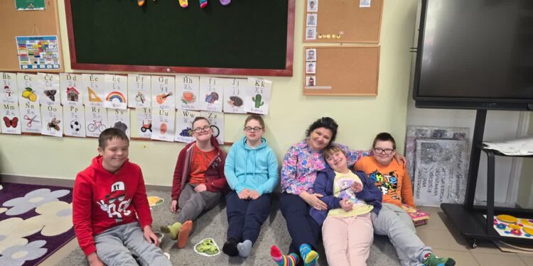 Tarnobrzeg: Pierwszy dzień wiosny w skarpetkach nie do pary!