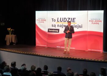 Tarnobrzeg: Szymon Hołownia, kandydat na urząd Prezydenta RP, spotkał się z mieszkańcami