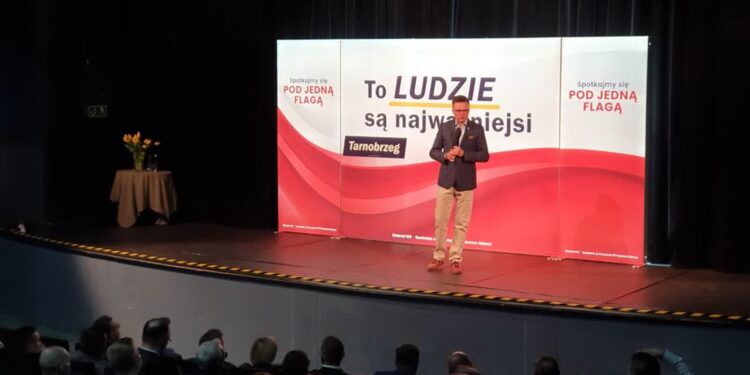 Tarnobrzeg: Szymon Hołownia, kandydat na urząd Prezydenta RP, spotkał się z mieszkańcami