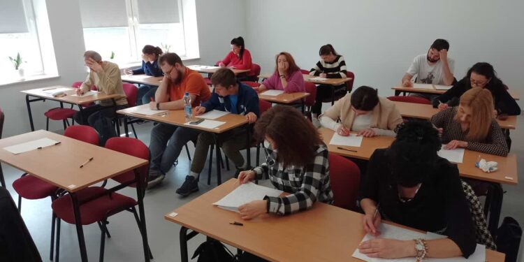 Sandomierz: Dyktando „z jajem” a jednak na poważnie