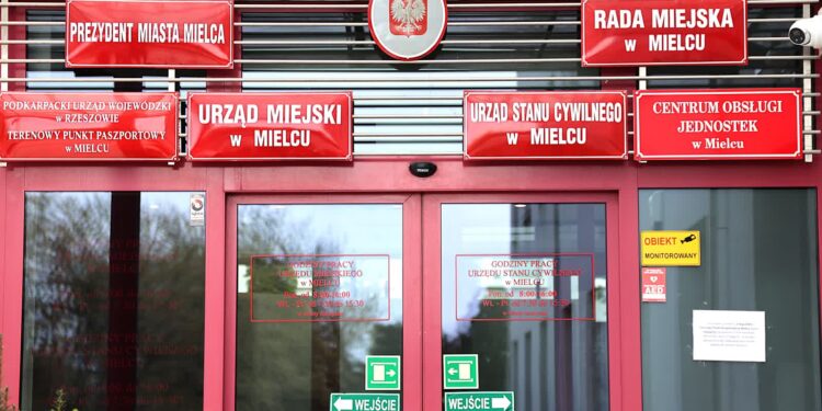 Mielec: 2 maja załatwisz sprawy w mieleckim magistracie