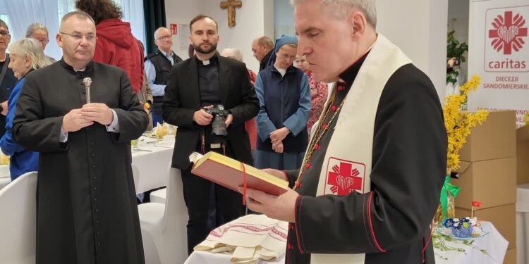 Sandomierz: Z bezdomnymi i ubogimi przy jednym stole