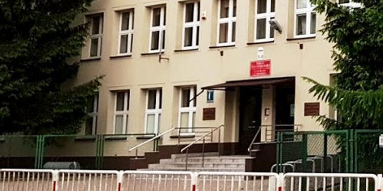 Stalowa Wola: Miasto wybrało wykonawcę hali sportowej w PSP nr4