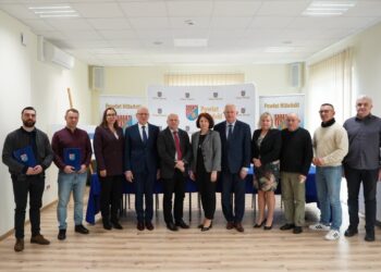 Nisko: Powiat podpisał umowy na kolejne inwestycje w szkołach ponadpodstawowych