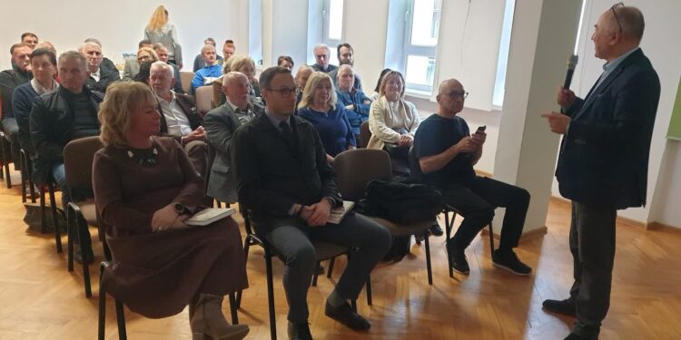 Tarnobrzeg: Spotkanie z Bogusław Szwedo – autorem VI tomu „Tarnobrzeskiego Słownika Biograficznego”