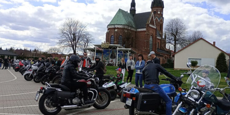 Stalowa Wola: Za nami VII rekordowa Motoświęconka