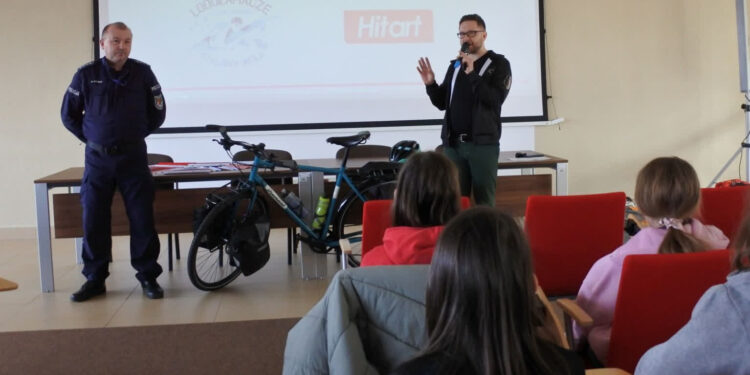 Stalowa Wola: Bezpieczna jazda na rowerze jest super! – 4-klasiści mieli warsztaty