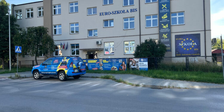 Tarnobrzeg:  Klasa mundurowa w  Policyjnym Liceum Ogólnokształcącym w Tarnobrzegu od września będzie działać pod szyldem MSWiA