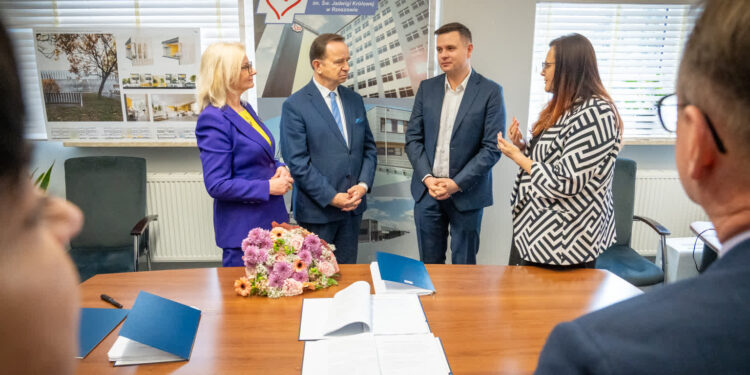 Mielec/Rzeszów: Jest umowa z inwestorem zastępczym dla Podkarpackiego Centrum Medycyny Dziecięcej