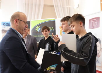 Mielec: Powiatowy Konkurs Wiedzy Technicznej  ELEKTRO-TECH
