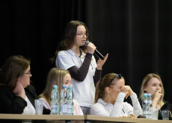 Sandomierz: „Sztuczna inteligencja – za i przeciw” – debata uczniowska