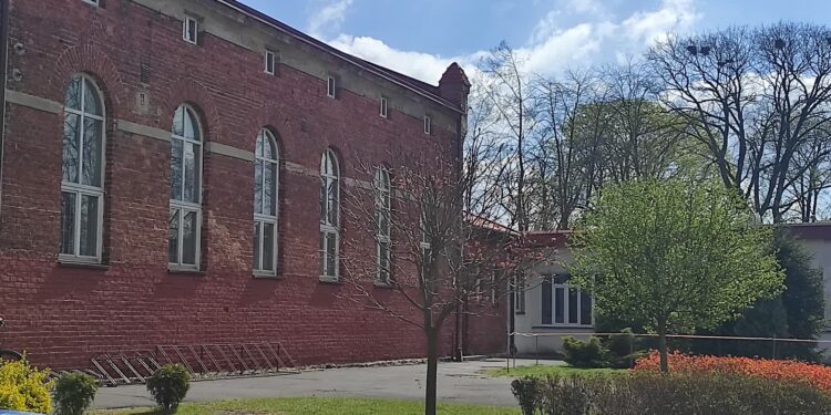 Mielec: Trwa remont dawnych warsztatów…