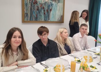 Sandomierz: W drodze do samodzielności przy świątecznym stole