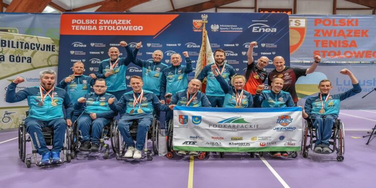 Tarnobrzeg: Zawodnicy IKS JEZIORO Tarnobrzeg przywieźli 12 medali z jednych zawodów!