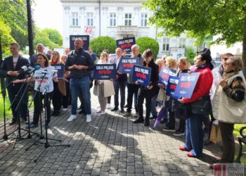 Tarnobrzeg. Zachęcali do głosowania na Rafała Trzaskowskiego