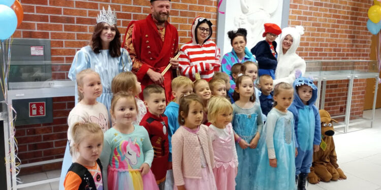 Nisko z Teatralną Majówką