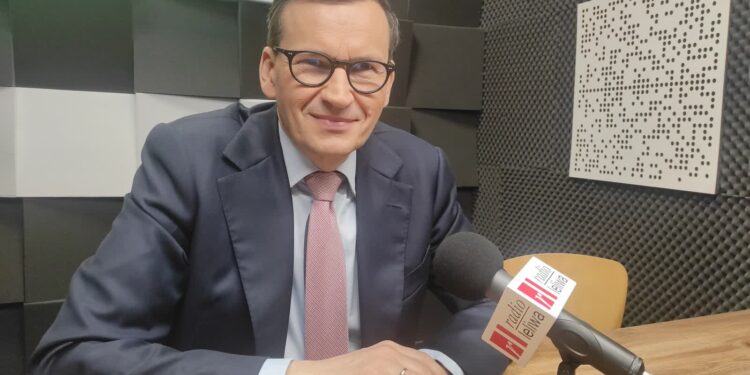 Nowa Dęba-Tarnobrzeg: Były premier spotka się z mieszkańcami