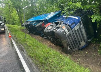 Zawidza: Zablokowana droga dk79 na 215 km