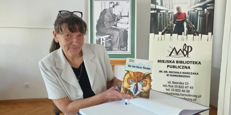 „Dokumentalista lat minionych” – ciekawa wystawa w Miejskiej Bibliotece Publicznej w Tarnobrzegu