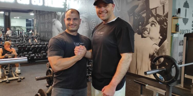 TYLKO U NAS: Nieoficjalna wizyta Karola Nawrockiego w…Mielcu [FOTO]