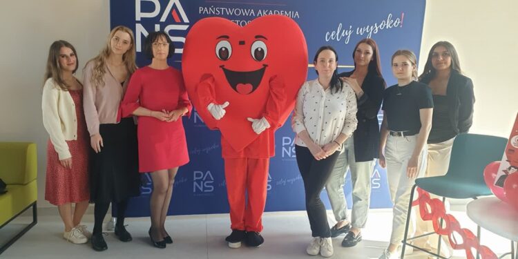 Tarnobrzeg: Wampiriada w PANS przyciągnęła krwiodawców