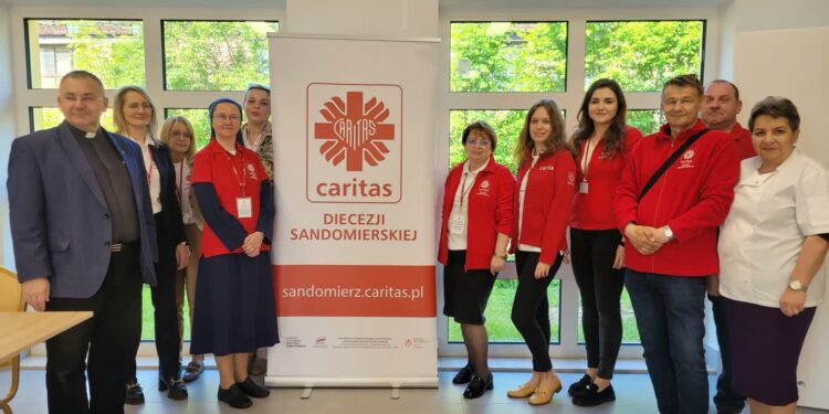 Sandomierz: Zakończenie modernizacji magazynów żywności Caritas Diecezji Sandomierskiej