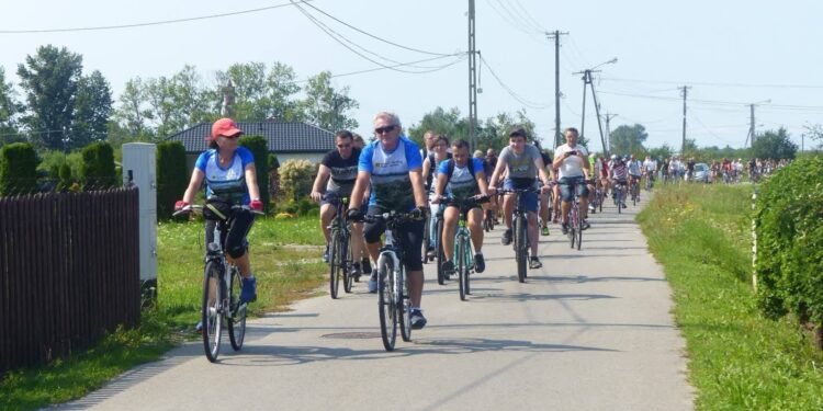 Mielec: Fundacja onkologiczna  zaprasza na majowy rajd rowerowy