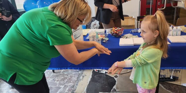 Sandomierz. Edukowali jak skutecznie myć i dezynfekować ręce