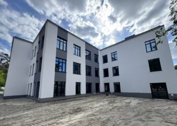 Nowa Dęba. Zakończono pierwszy etap rozbudowy szpitala