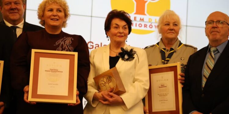 Mielec: Przewodnicząca Mieleckiej Rady Seniorów z nagrodą…