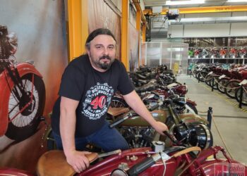 Karol Pająk twórca Retro Bazy w Sandomierzu