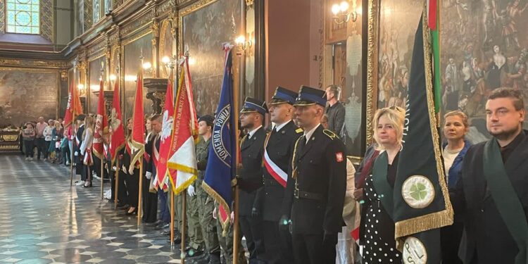 Sandomierz: „Witaj, maj, trzeci maj!”