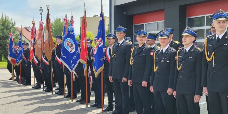 Sandomierz: Powiatowe obchody Dnia Strażaka (FOTO)