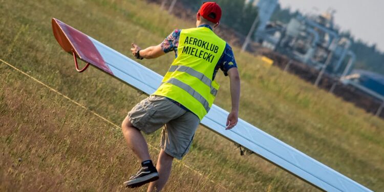Mielec: Aeroklub Mielecki ma problemy …
