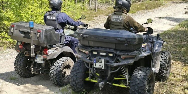 Stalowa Wola: Ruszyły policyjne patrole na quadach