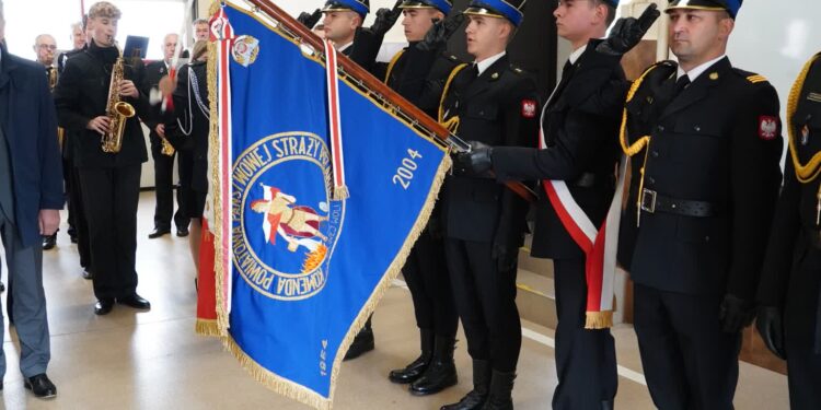 Stalowa Wola: Dzień Strażaka i awanse w Komendzie Powiatowej PSP