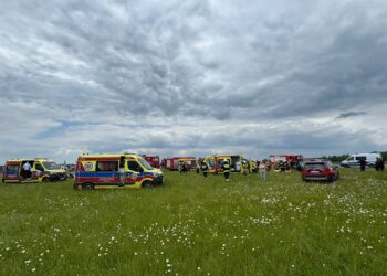 Krosno: Wypadek podczas imprezy motoryzacyjnej – 14 osób rannych