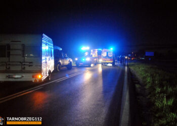 Tragiczny wypadek w Stalach. Nie żyje motocyklista.