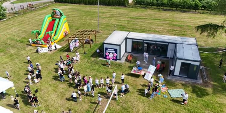 Rodzinne świętowanie w Przewłoce. Piknik „Razem Raźniej” pełen atrakcji i uśmiechu