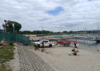 Tarnobrzeg: Zakończyli poszukiwania na Jeziorze Tarnobrzeskim