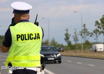 Opatów: Rajd 87-letniego kiwrowcy po DK 74