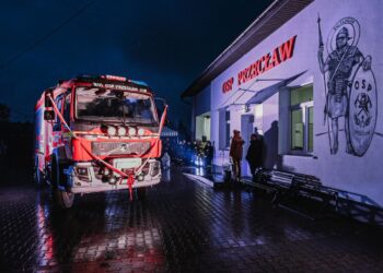 Przecław: OSP z nowym wozem strażackim