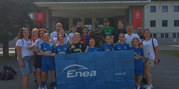 Połaniec: Aktywne Juniorki z Połańca wicemistrzyniami Polski w XXV edycji Pucharu Tymbarku!