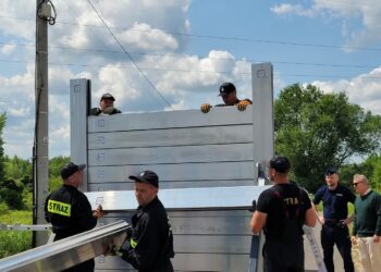 Sandomierz: Wisła się nie przeleje (FOTO)