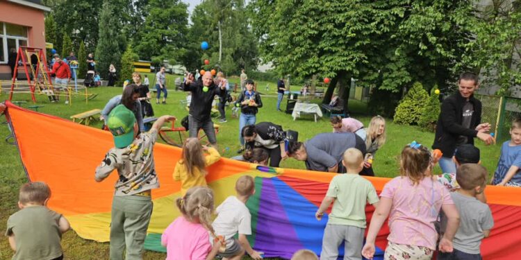 Tarnobrzeg: Przedszkolna fiesta pod znakiem rodziny