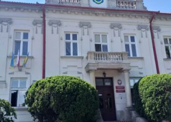 Tarnobrzeg: Młodzi nie garną się do samorządu