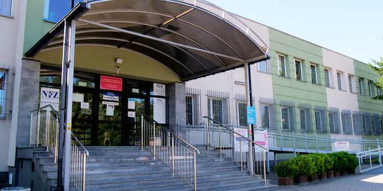 Stalowa Wola: Bezpłatne szczepienia przeciw pneumokokom – Ambulatorium zachęca seniorów