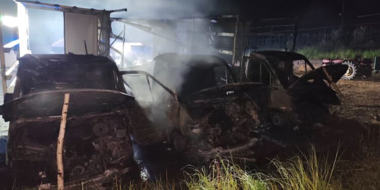 Milczany: Pożar trzech samochodów