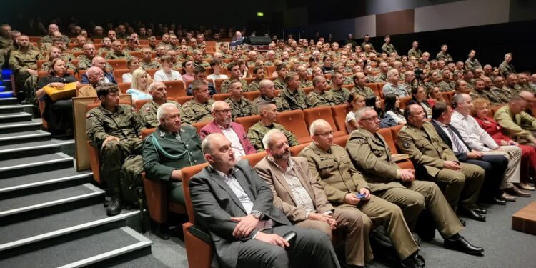 Nowa Dęba. O artylerii w przededniu święta artylerzystów